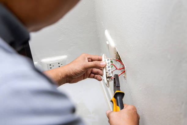 Best Circuit Breaker Repair  in Yerington, NV
